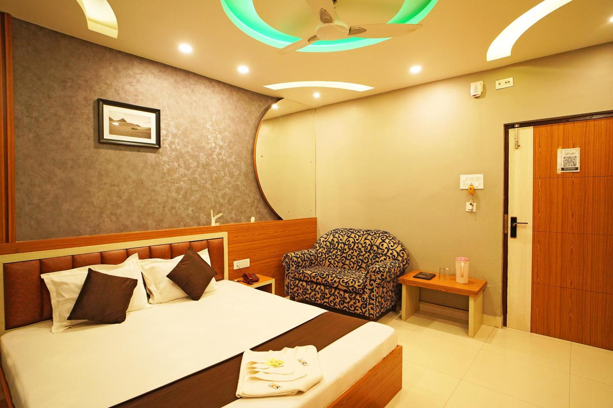 Hotel Marine Blue !! Beach Distance 50 Mts !! Digha  Exterior foto